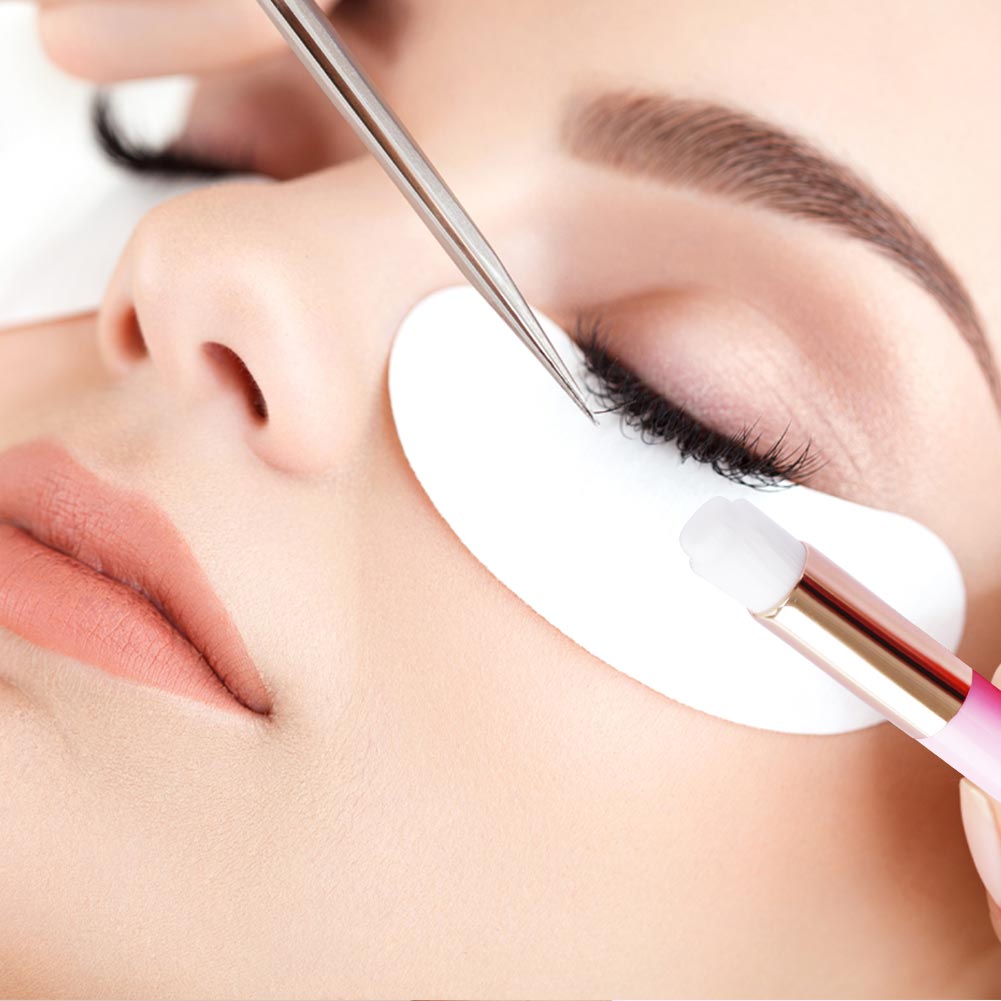 The Complete Guide to Take Care of Your Lash Extensions