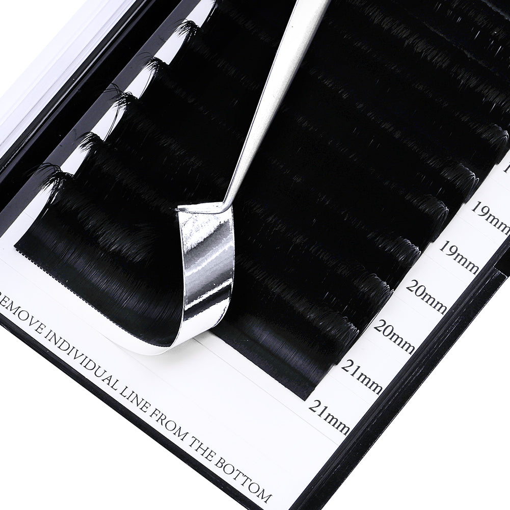 Apply Eyelash Extensions at Home