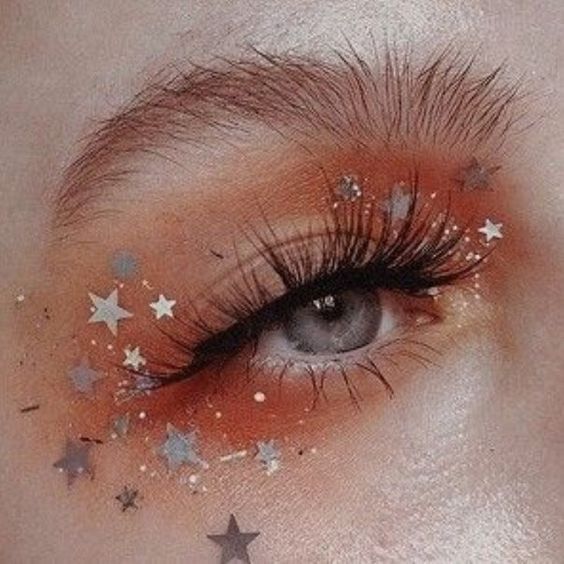 How to Start a Profitable Eyelash Extensions Business in 2026