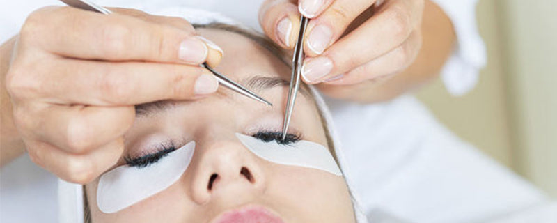 Little Hacks for Applying Eyelash Extensions