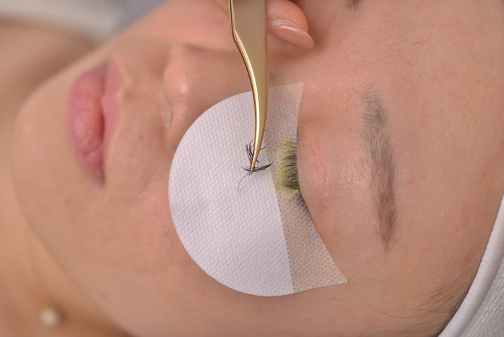 Remove Lash Exensions Safely