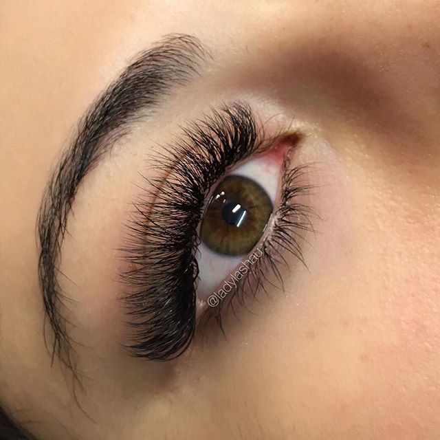 The Best Eyelash Extension Styles for Different Eye Shapes