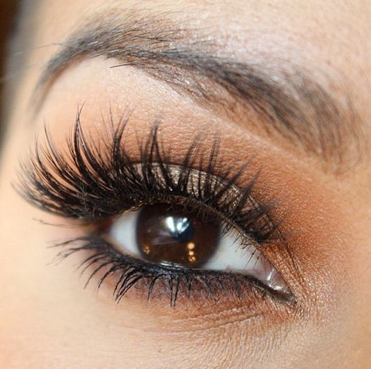 Wedding-Ready Lashes: Best Lash Styles for Brides and Bridesmaids
