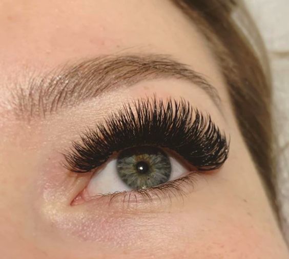 Remove Eyelash Extensions